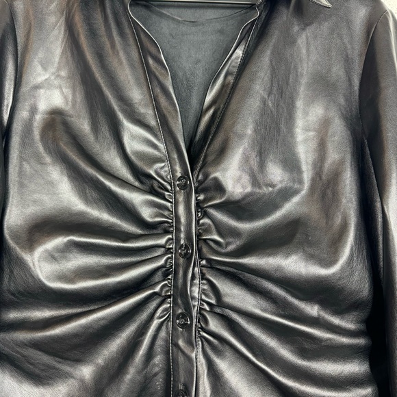 Zara Faux Leather Vegan Leather Button Down Blouse Top Size XL - Picture 6 of 11